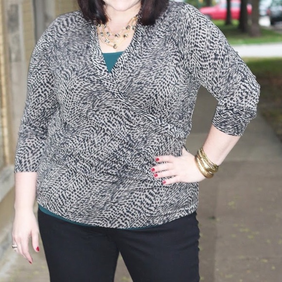 Apt. 9 Tops - Apt 9 Long Sleeve Crossover Tunic Leopard Size L